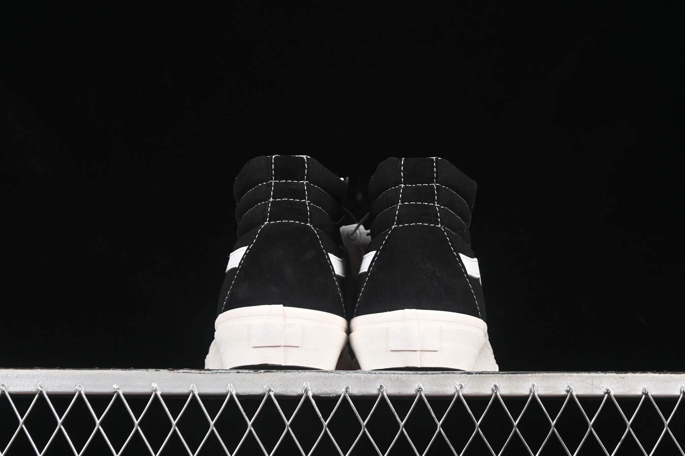 All categories Vans Vans series Vans Hi Vans high-top FOG x Vans Sk8-Hi joint high-top casual sneakers VN0A2XS1ML5